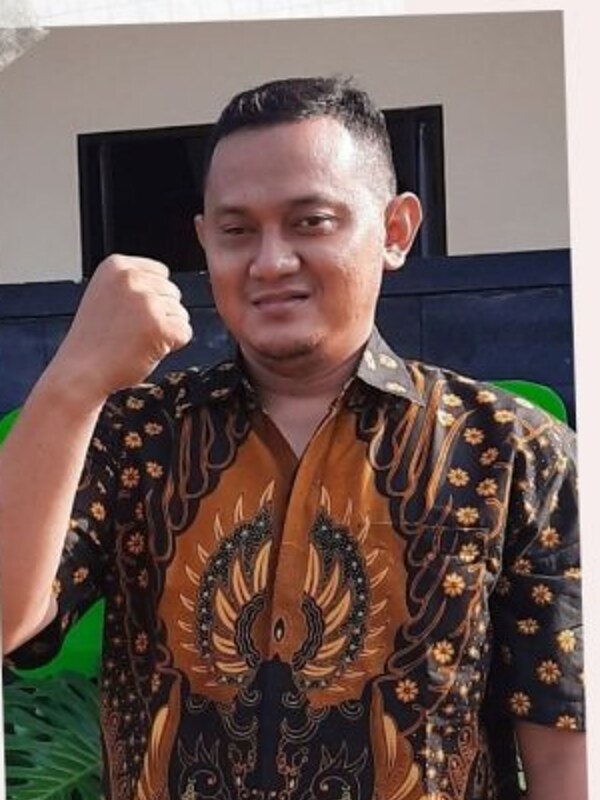 Ikhwan Abdullah, A.Md.Akp., S.Psi., M.M.
